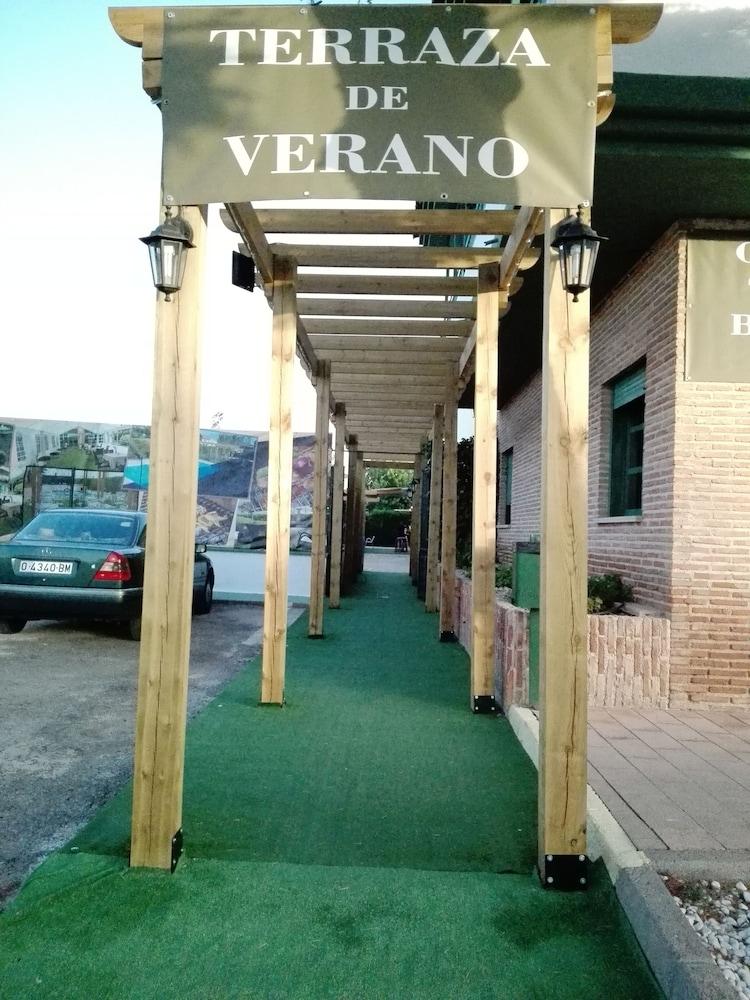 Hotel Almagro Bagian luar foto