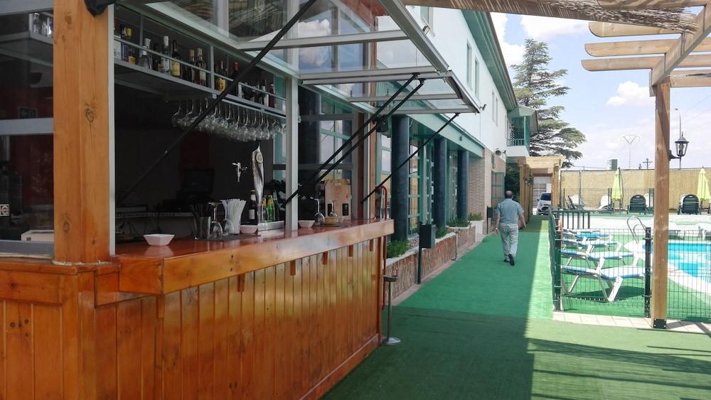 Hotel Almagro Bagian luar foto