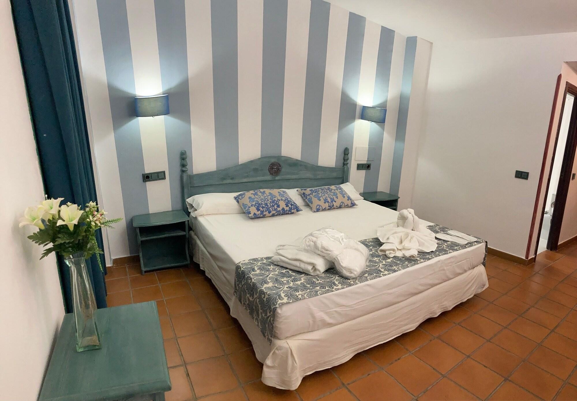 Hotel Almagro Bagian luar foto