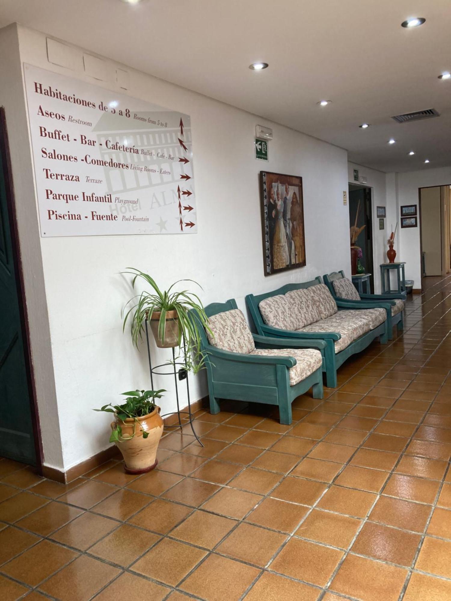 Hotel Almagro Bagian luar foto