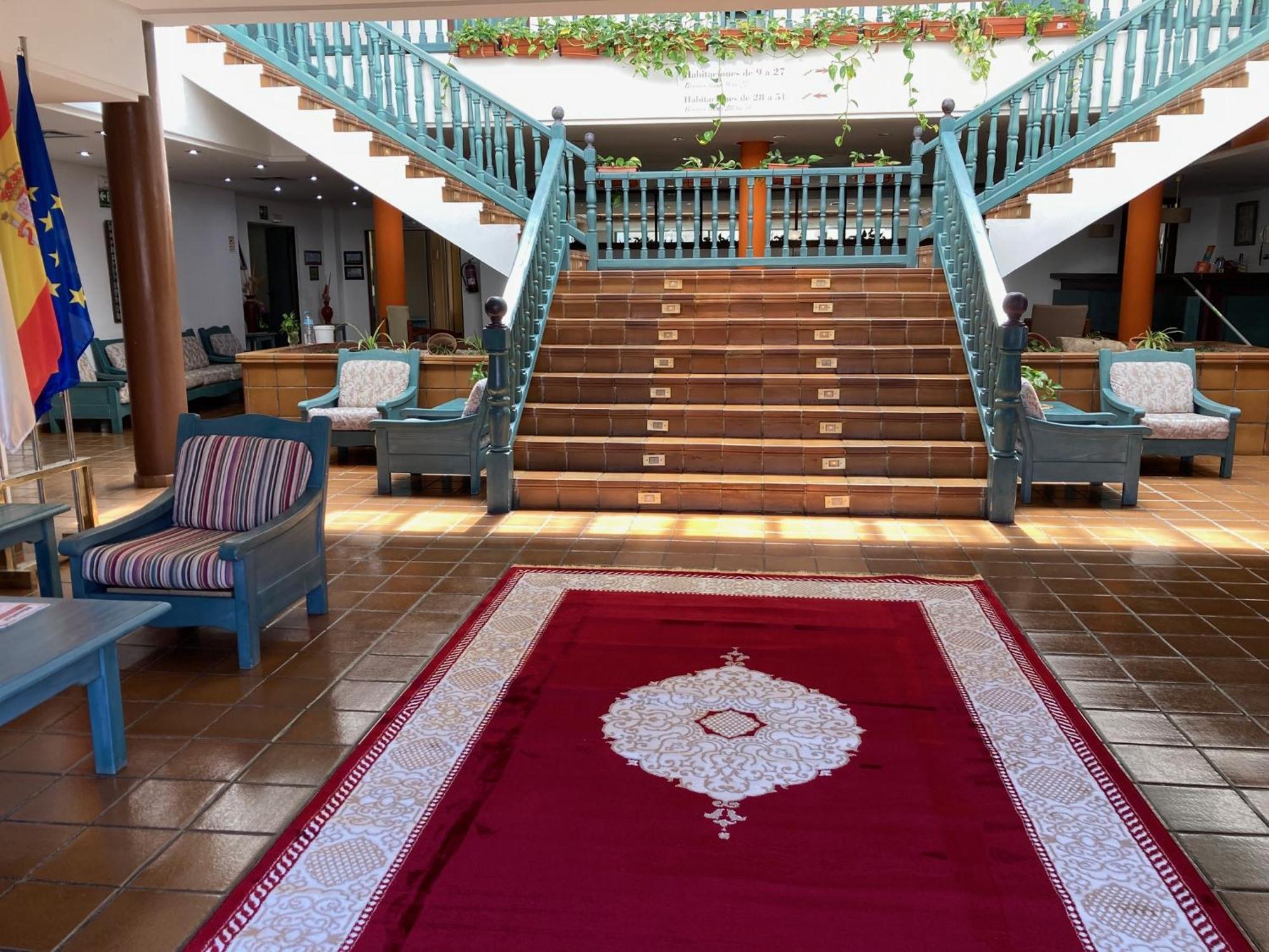Hotel Almagro Bagian luar foto